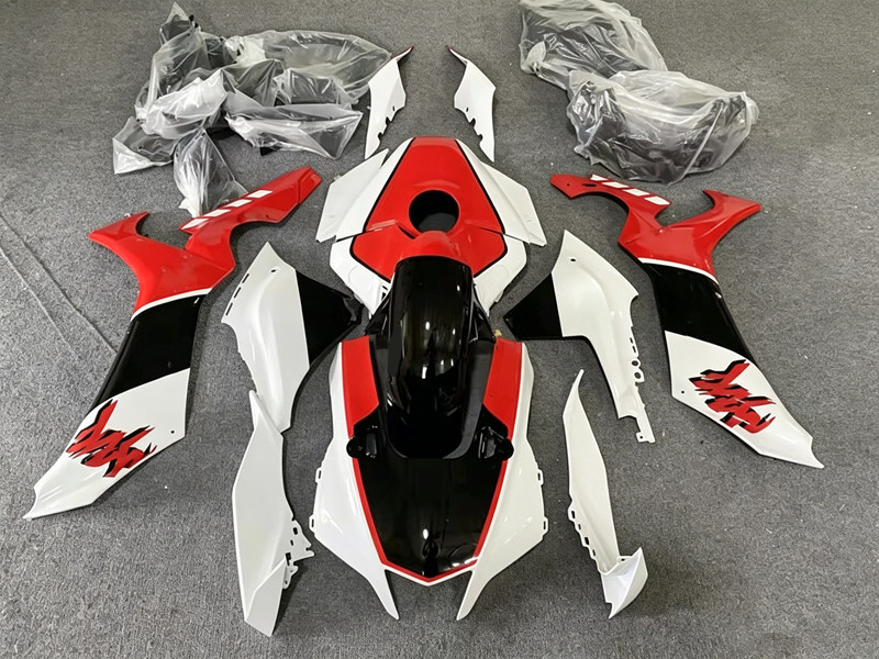 4 Kit carene nuove in ABS, ada - Model Kit Yamaha R1 recensione e prezzo