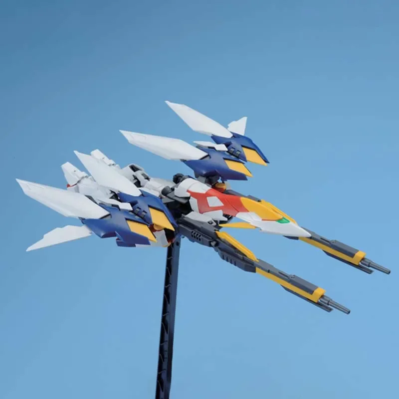 Bandai Gundam Model Kit MG 1/1 - Model Kit Wing Zero recensione e prezzo