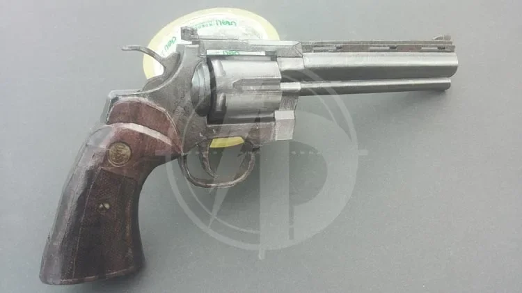 Modello 3D in Carta di Revolve - Model Kit Revolver recensione e prezzo