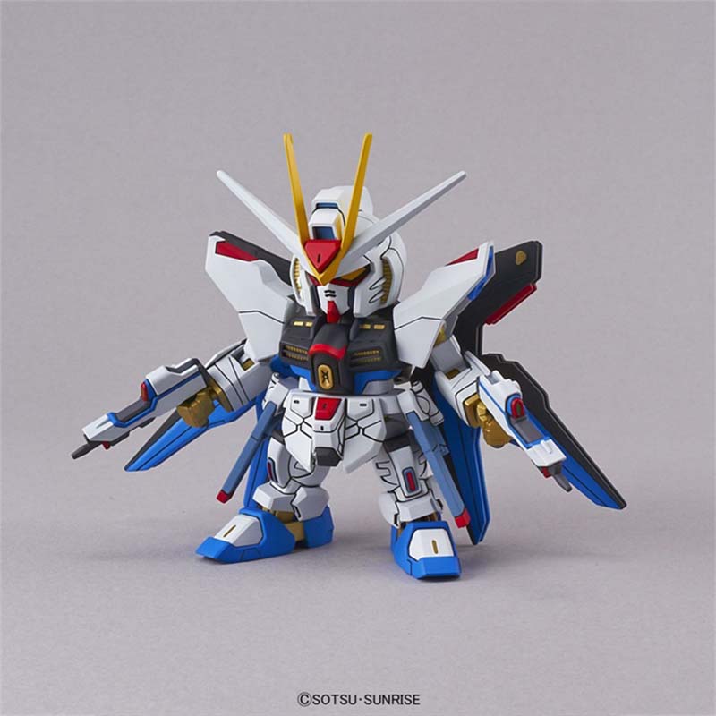 Kit Modellini Gundam Bandai SD - Model Kit Wing Zero recensione e prezzo