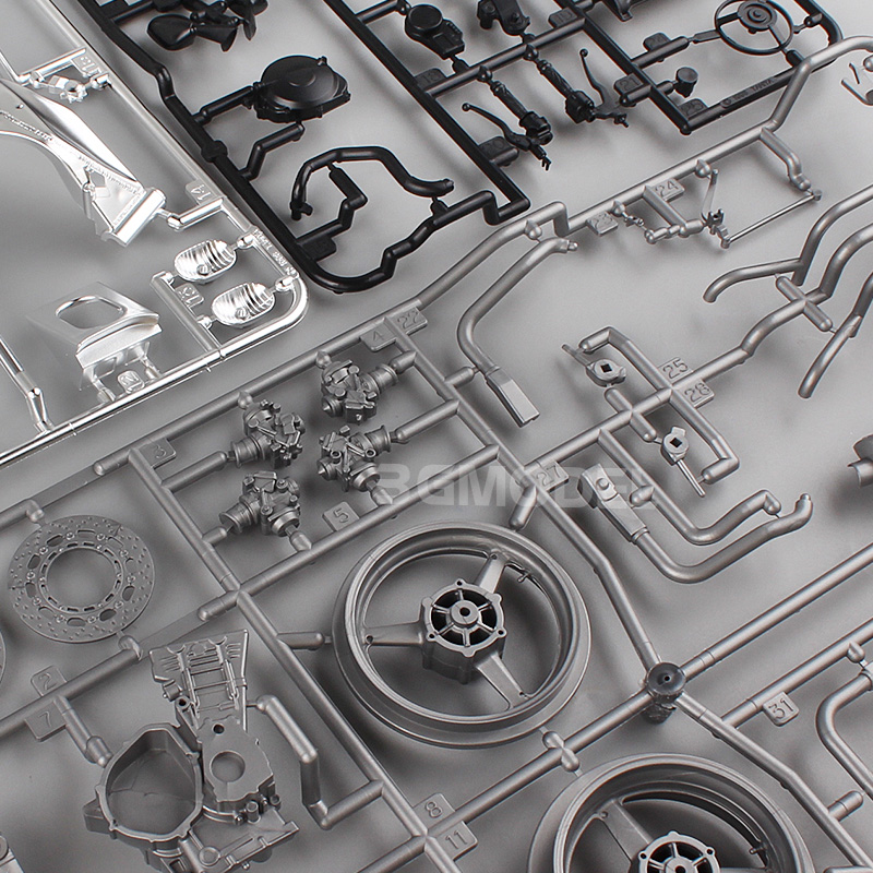 Tamiya 14073 modello di auto a - Model Kit Yamaha R1 recensione e prezzo