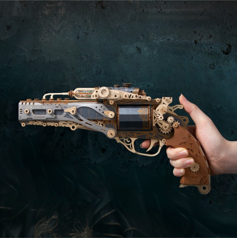 Kit di Montaggio Revolver a Va - Model Kit Revolver recensione e prezzo