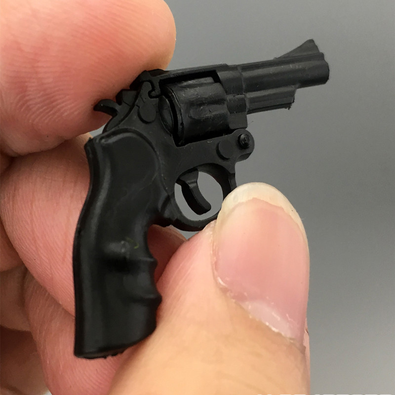 Kit di montaggio revolver in s - Model Kit Revolver recensione e prezzo